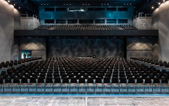 Der Luzerner Saal lässt Ihnen vielseitige Möglichkeiten bei der Umsetzung Ihres Events.
