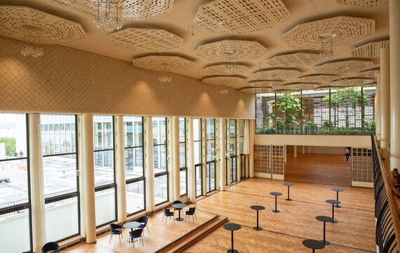 Konzertfoyer des neu renovierten Kongresshaus Zürich