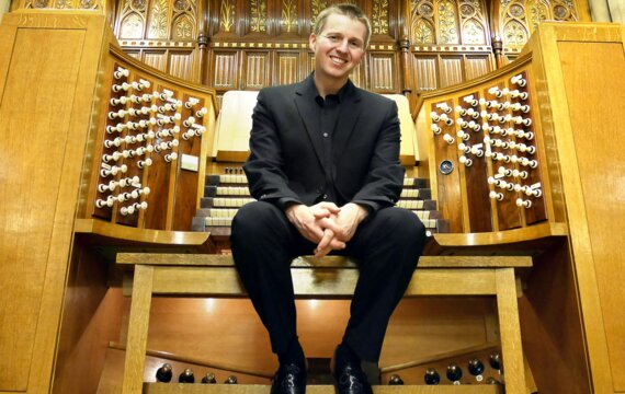 Jonathan Scott: Organist im KKL Luzern